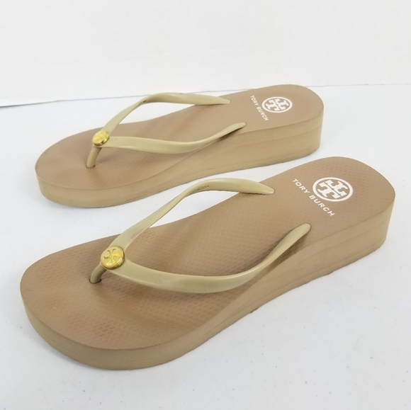 flip flops tan